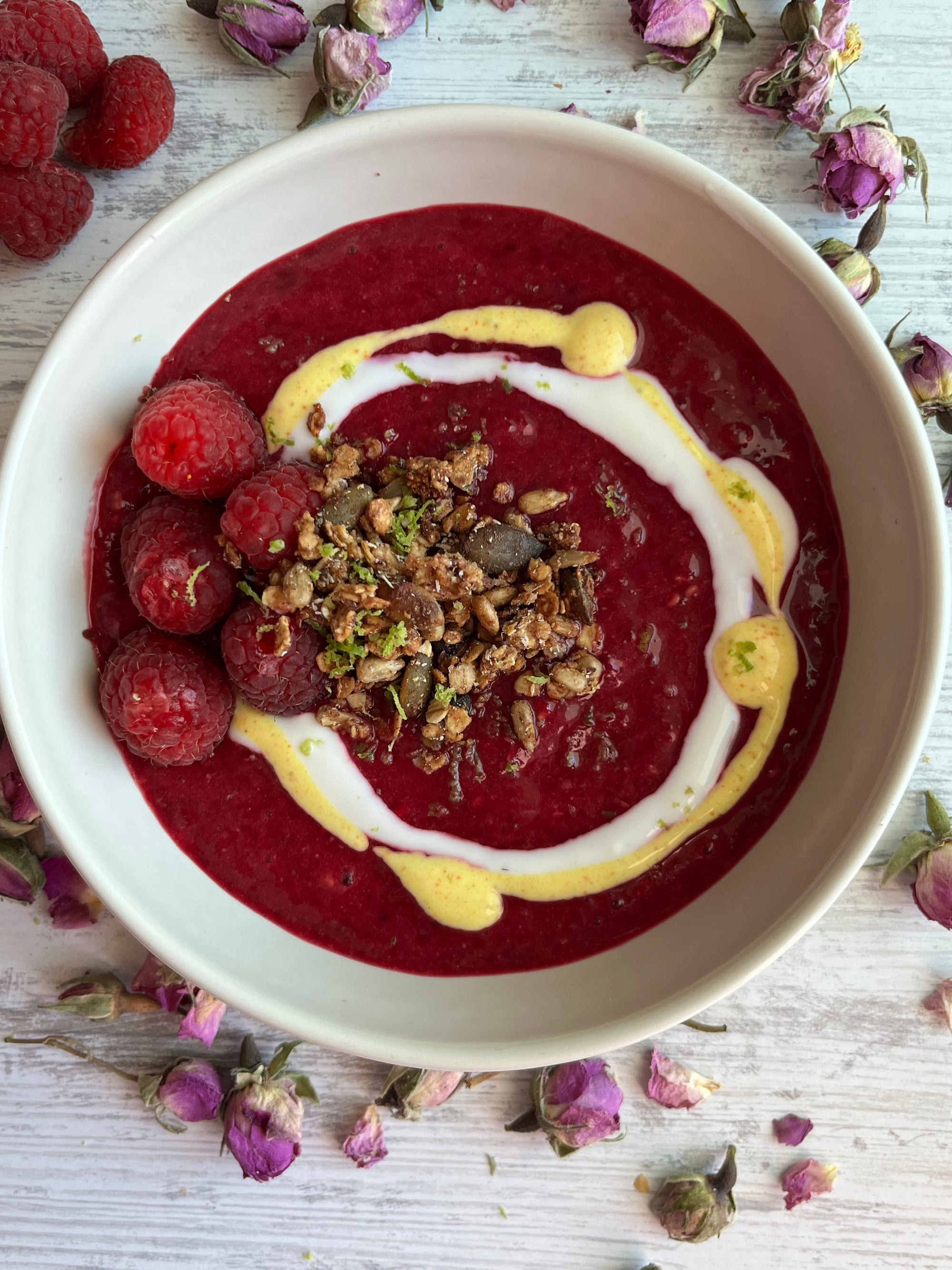 Smoothie Cycle – 12 Recettes pour Booster Ton Énergie Féminine